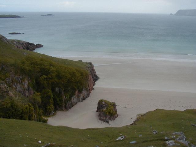 Blue water, white beach - wrong coast ...